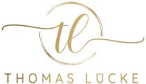 Thomas Lücke Coaching Coach Achtsamkeit Intuition Intuitiv Raum Retreats Entschleunigung Kraft tanken Stress Stressabbau Stille Ruhe Entspannung Therapie Bogenschießen therapeutisch Meditation meditieren ganzheitlich Körper Geist Seele Reha Klinik Männer rauen Thomas Lücke Coaching Coach Achtsamkeit Intuition Intuitiv Raum Retreats Entschleunigung Kraft tanken Stress Stressabbau Stille Ruhe Entspannung Therapie Bogenschießen therapeutisch Meditation meditieren ganzheitlich Körper Geist Seele Reha Klinik Männer rauen