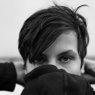 teenager-5842707_1280